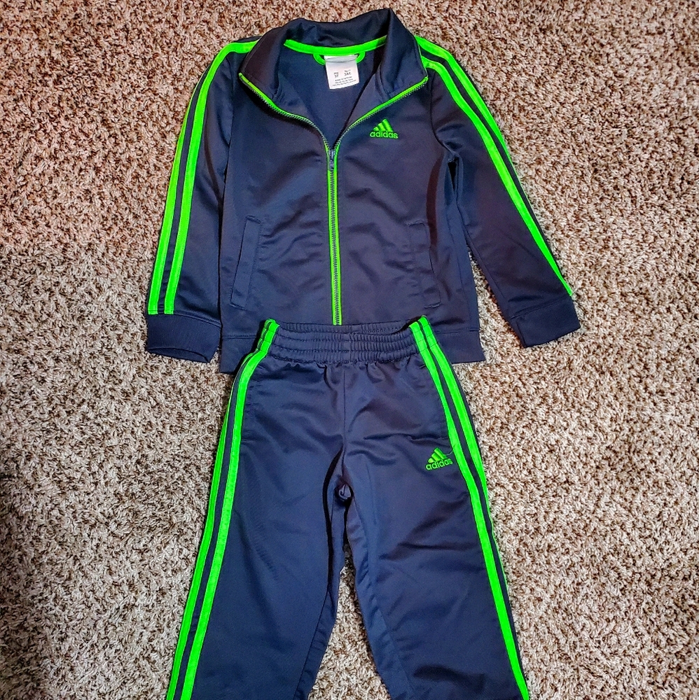 Boys Adidas set size 3t